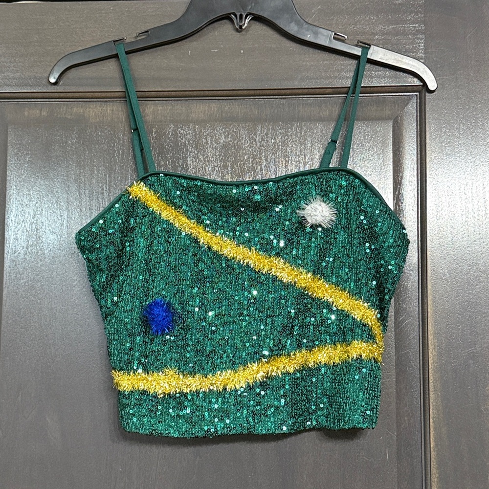 Love on a hanger NWT Christmas crop‎ tank top with bells M